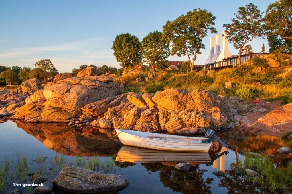 The Cherry Apartment - 'Den Gule Svane' Guest House near Rønne&Beach Buitenkant foto