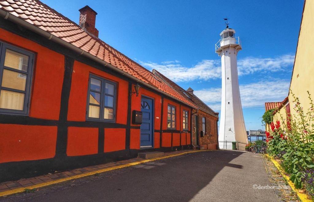 The Cherry Apartment - 'Den Gule Svane' Guest House near Rønne&Beach Buitenkant foto