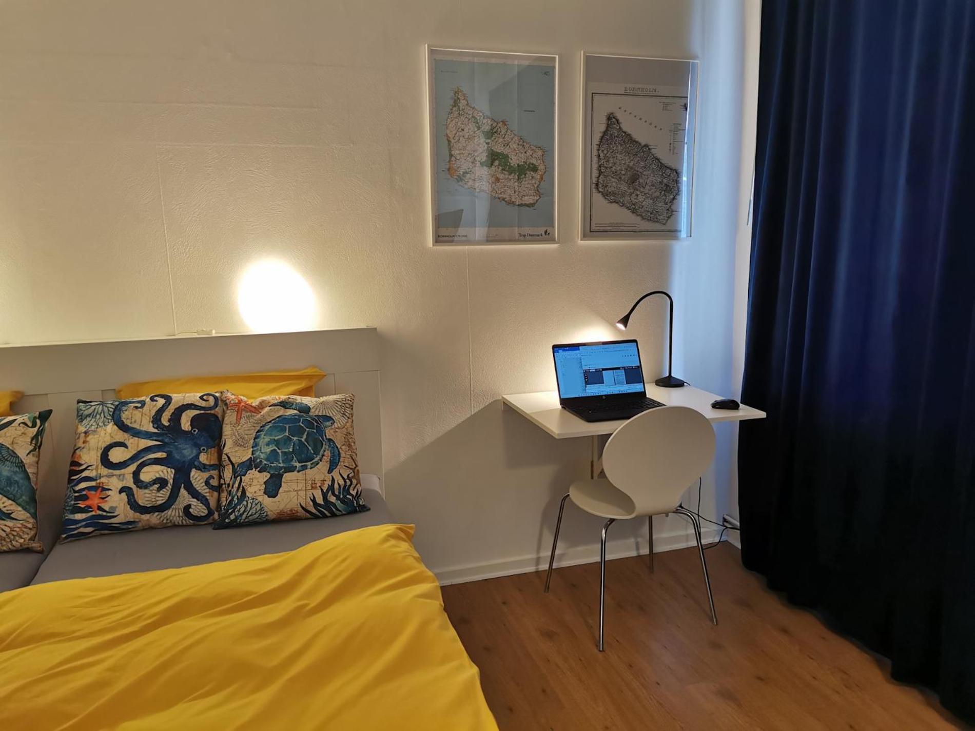 The Cherry Apartment - 'Den Gule Svane' Guest House near Rønne&Beach Buitenkant foto